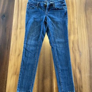 Massimo denim, low rise skinny, size 4 short, size 27 short